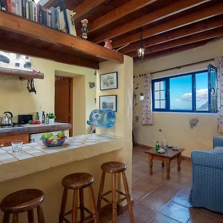 Laderas Country house *